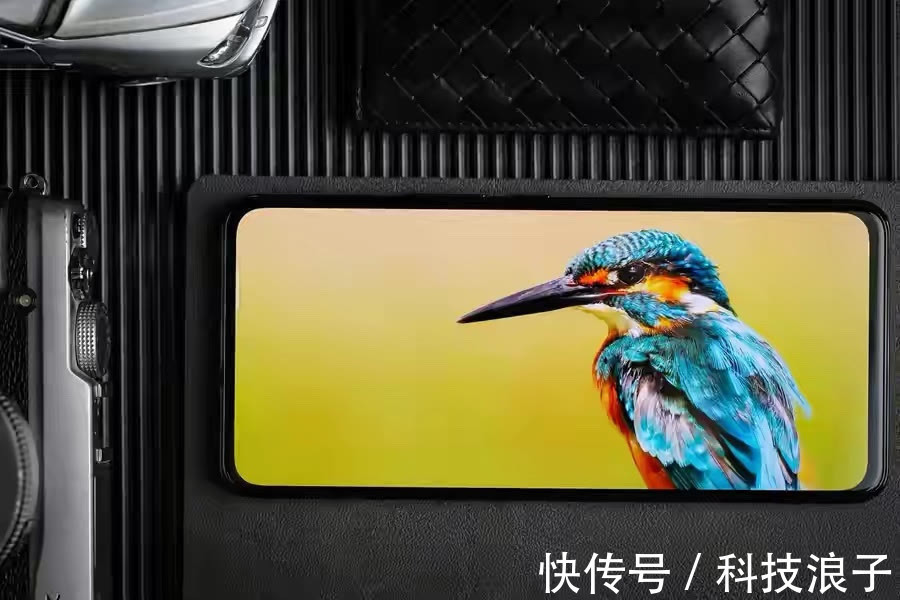 全面屏|宝刀未老!中兴Axon 30凭借强悍实力入围5G手机最受喜爱榜单