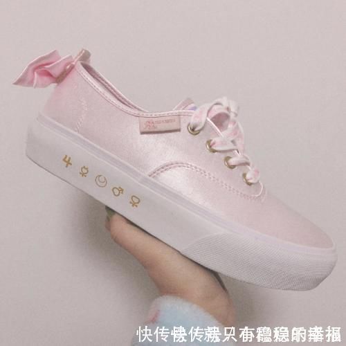 匡威 斯凯奇联名“美少女战士”,高颜值好看到爆灯,丢掉AJ和匡威吧