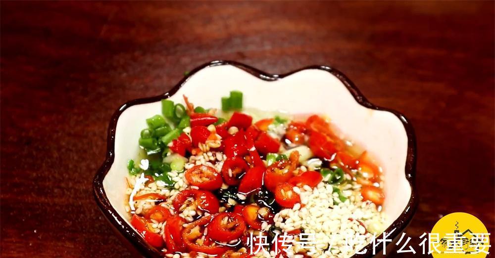 渔民|老渔民教我一招，不加一滴水，煮出的白灼虾比饭店还好吃