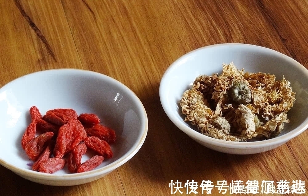 明目|泡枸杞多加这“1味”,明目护肝又排毒,给身体来个大扫除