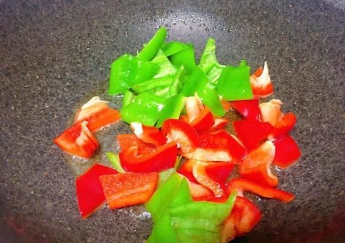 饭店最火的一道菜，在家就能自己做，看着就流口水，实在太香了