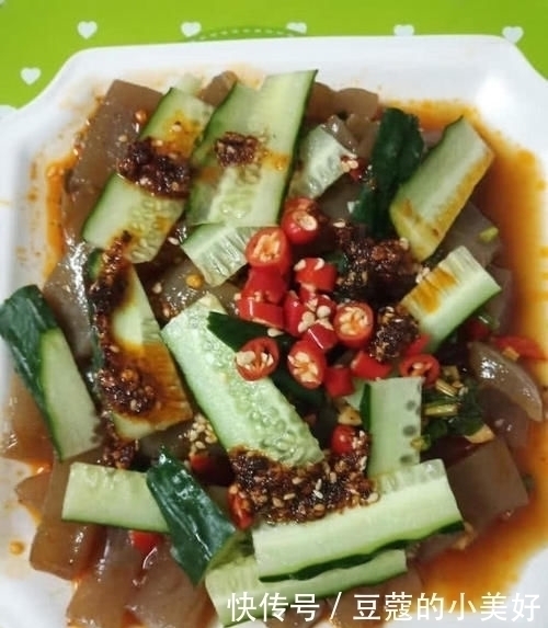 女人肚子鼓,试试这菜,清肠刮油脂,排隔夜宿便,嘴巴不臭皮肤嫩