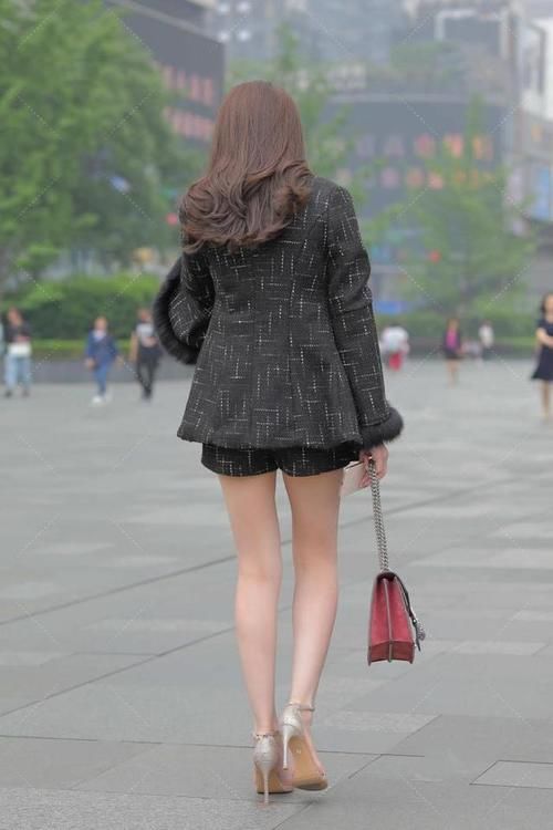 小香风套装穿搭，成熟稳重，修身又有气质