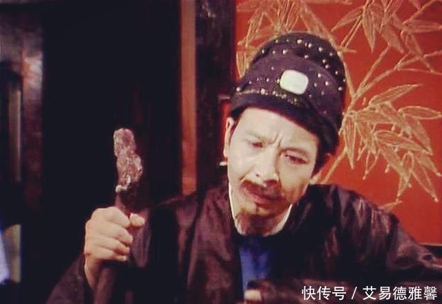 秦可卿|红楼梦:秦可卿为何不选择坚决反抗贾珍?曹雪芹只用一字道出答案