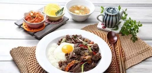 晚餐|日本人寿命世界第一，因为他们晚餐从不犯“四错”，值得我们借鉴