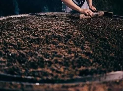 如今|水田里比辣椒更“辣”的野草,是天然的酒曲,如今城里30元一斤