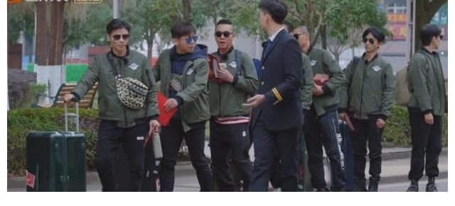 《滚烫人生》抗干扰测试，蔡少芬魔性乱入，陈小春被支配的恐惧