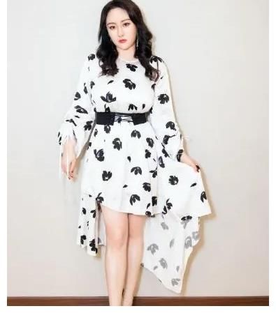 张雨绮|两次闪婚闪离，如今主持《快本》人气爆棚：她为何活得如此精彩？