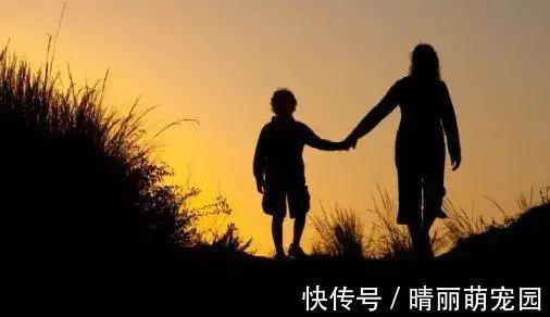 父母亲|孩子一离开大人就哭,小孩有分离情绪,是因还不懂“客体永恒性”