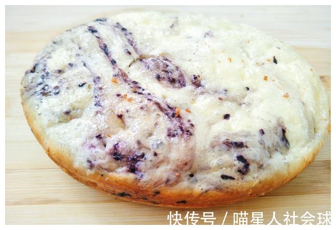 桑葚酱|家里没烤箱，分享一个用电饭煲做面包的方法，松软好吃比卖的还香