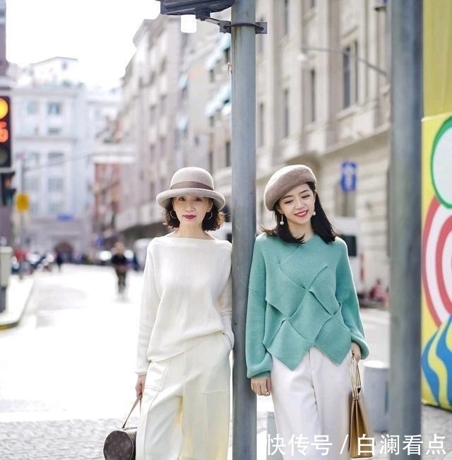 真正过年大世面的女人,尽量少穿卫衣,今年春天学三木妈妈这样穿