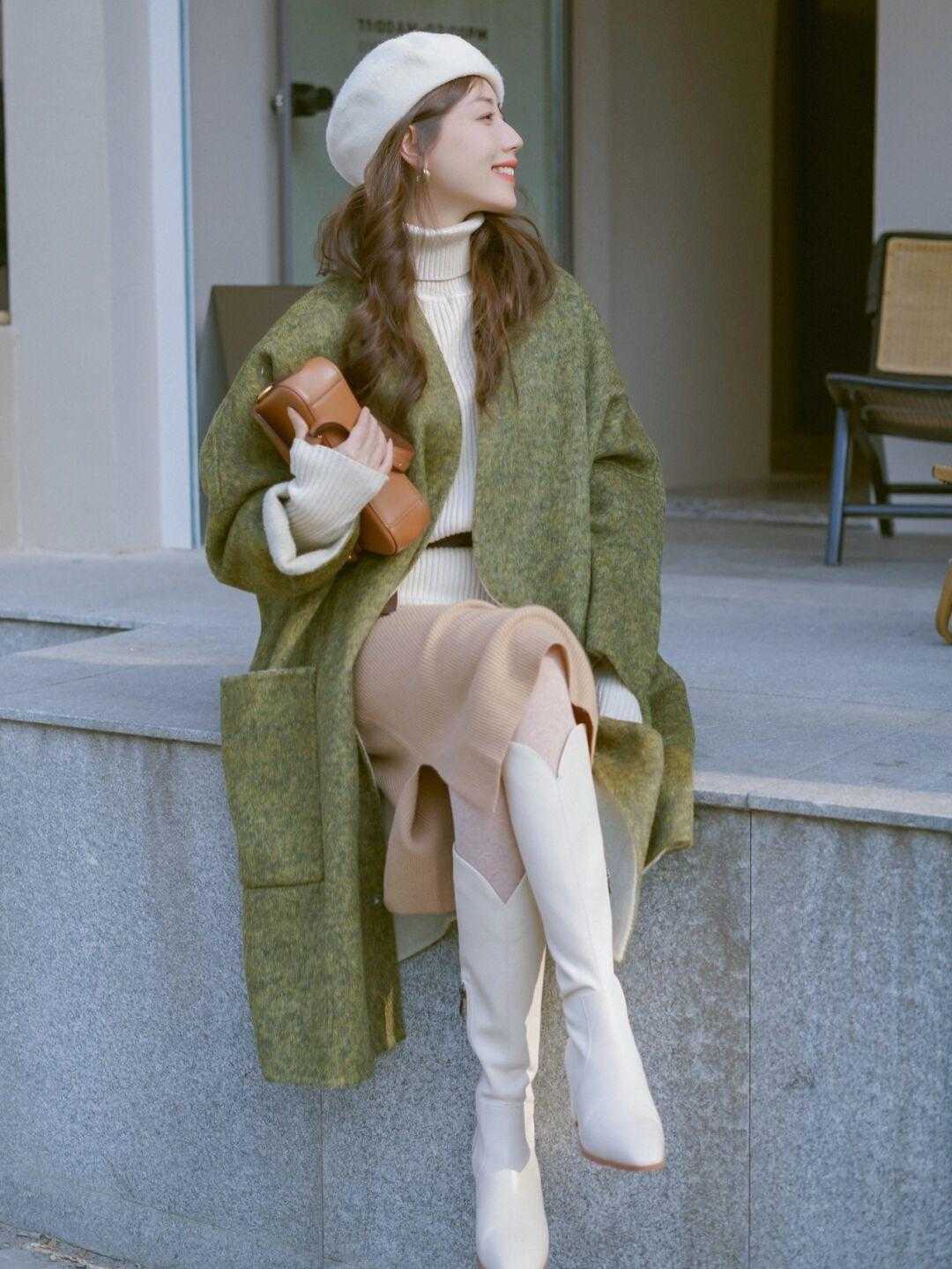 大衣|气质女人都爱“廓形大衣”,这么搭优雅显气质,微胖也能穿