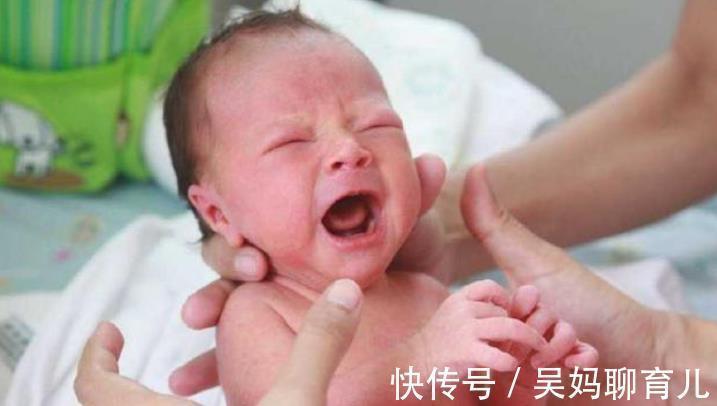 妈妈|宝宝刚出生,妈妈不要在4件事上太勤快,这么做宝宝不会受到伤害