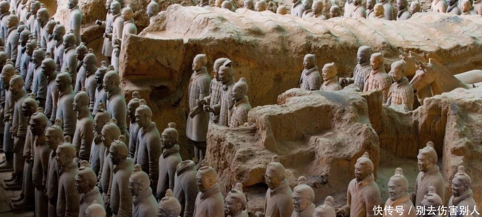 清一色|秦朝以单眼皮为美,看兵马俑的造型就知道,清一色丹凤眼