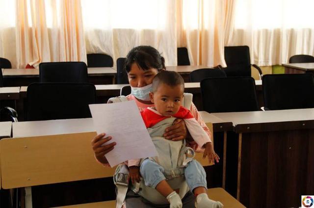 女童|一岁女童高烧不退,妈妈赶紧送医,几经波折后诊断结果让她绝望