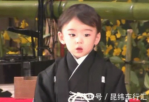 藤间斋|日本15岁贵公子藤间斋:丹凤勾魂眼、绝美漫画颜惊艳全网!