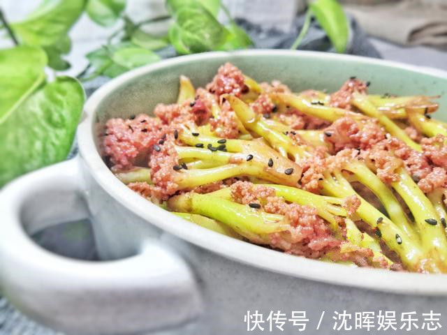 护眼|爸妈都很矮,孩子13岁身高1米7,多吃这道菜,补钙护眼又长个!