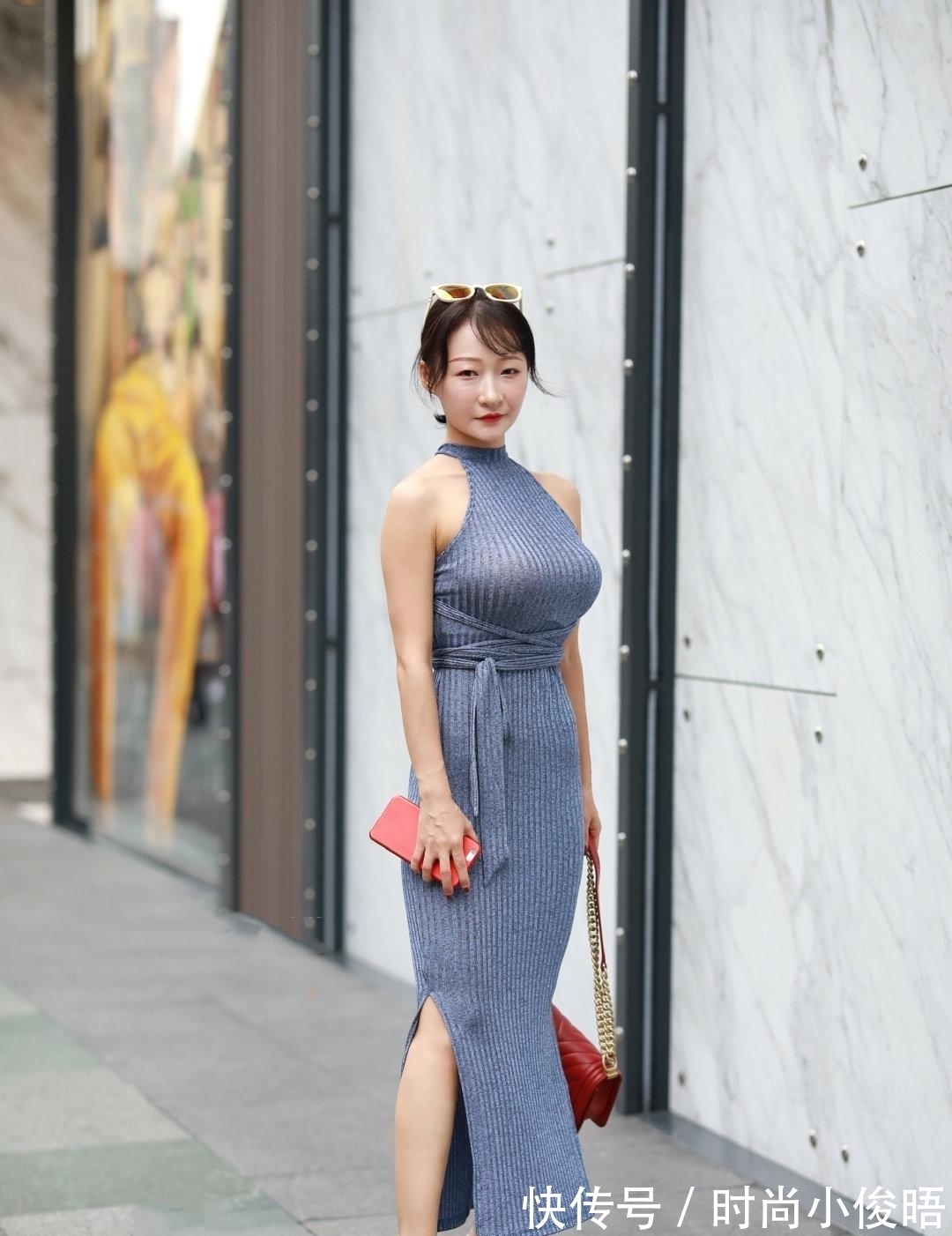 姐姐 姐姐的美不仅仅是颜值,简单打扮就透着高级感,气质真的很重要