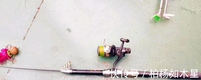 没收渔具并处罚!云南钓鱼人使用违规钓具,被抓时刚好上鱼了