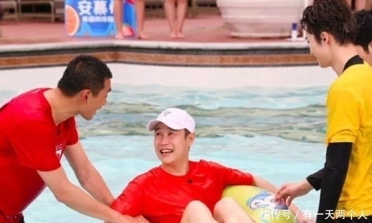 搞笑|跑男新來的成員里,最喜歡他們倆,自帶笑點還敢拼!