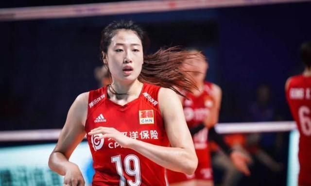 李盈莹|栗垚在世联赛是黑马,郎平为何却选择刘晏含?4主攻成为奥运标配