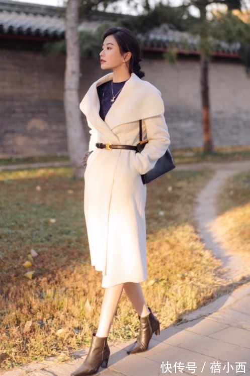 搭配|冬天想不到穿什么?要不试试“大衣+低跟靴”,显高显瘦还精致!