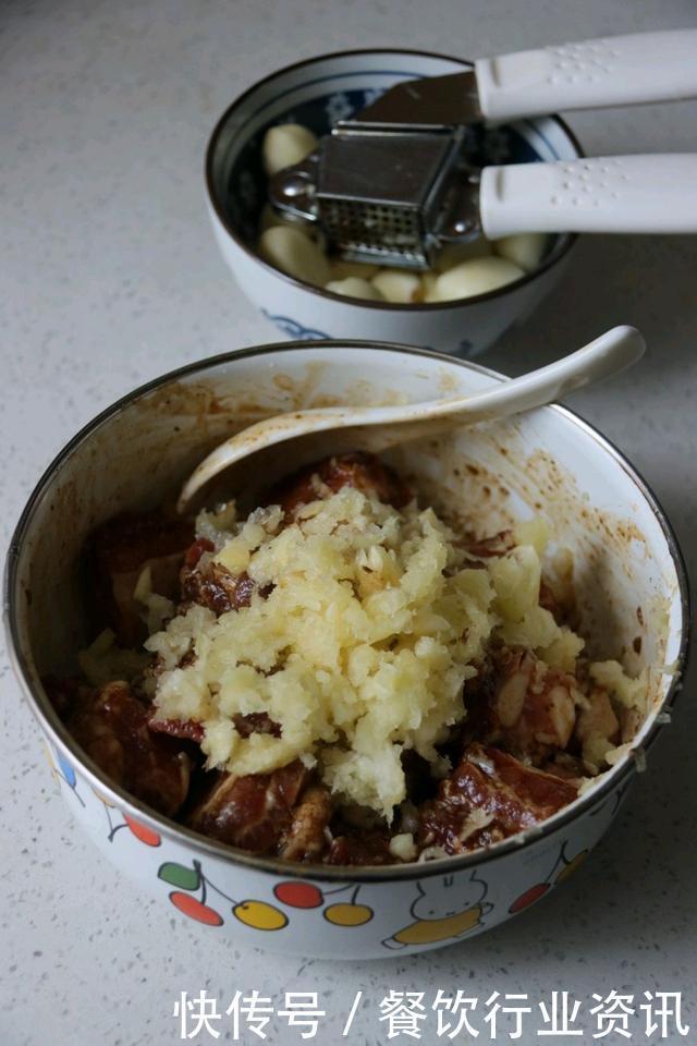 铲子|1个电饭锅,1把铲子,做好一个硬菜红烧排骨,少刷锅是我的梦想