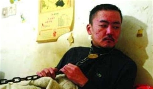 锁住|白酒界“扛把子”,他一人喝死8人,另一人用铁链锁住自己来戒酒
