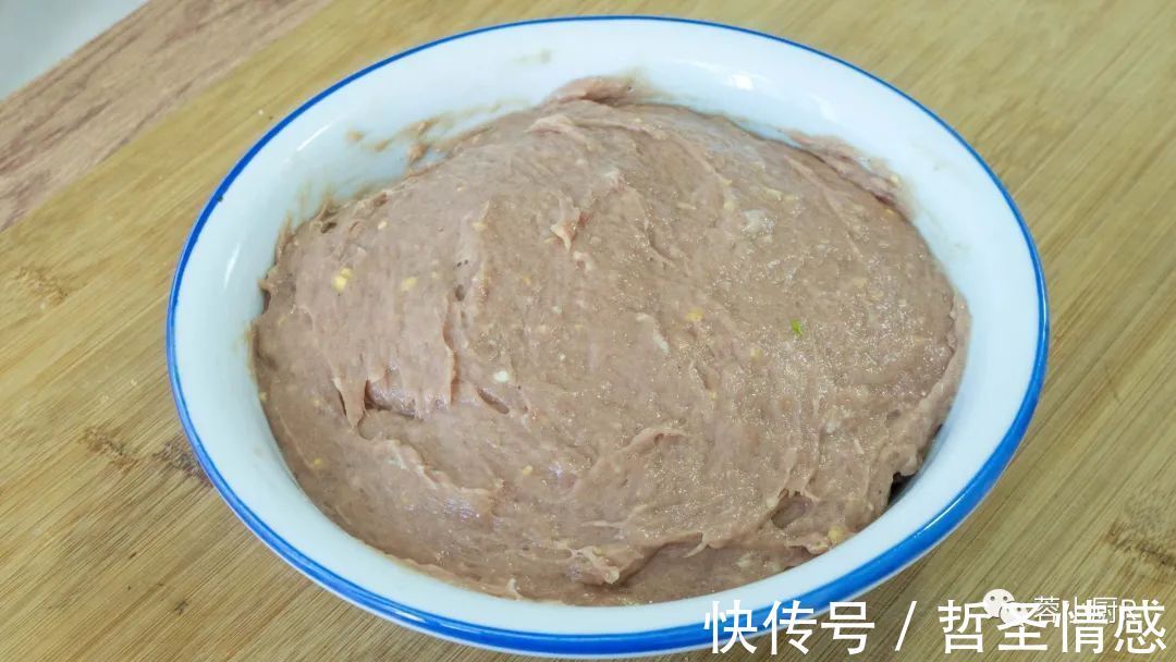 q弹|丸子要好吃,调馅是关键!教你饭店不外传的做法,一口一个超过瘾