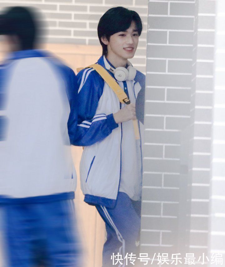 宋亚轩|刘耀文上《萌探》，校服一穿成校园剧男主，与小宋同框美颜暴击