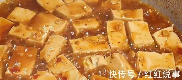 豆腐这样做,比肉还香,做法简单,一看就会,好吃又下饭!