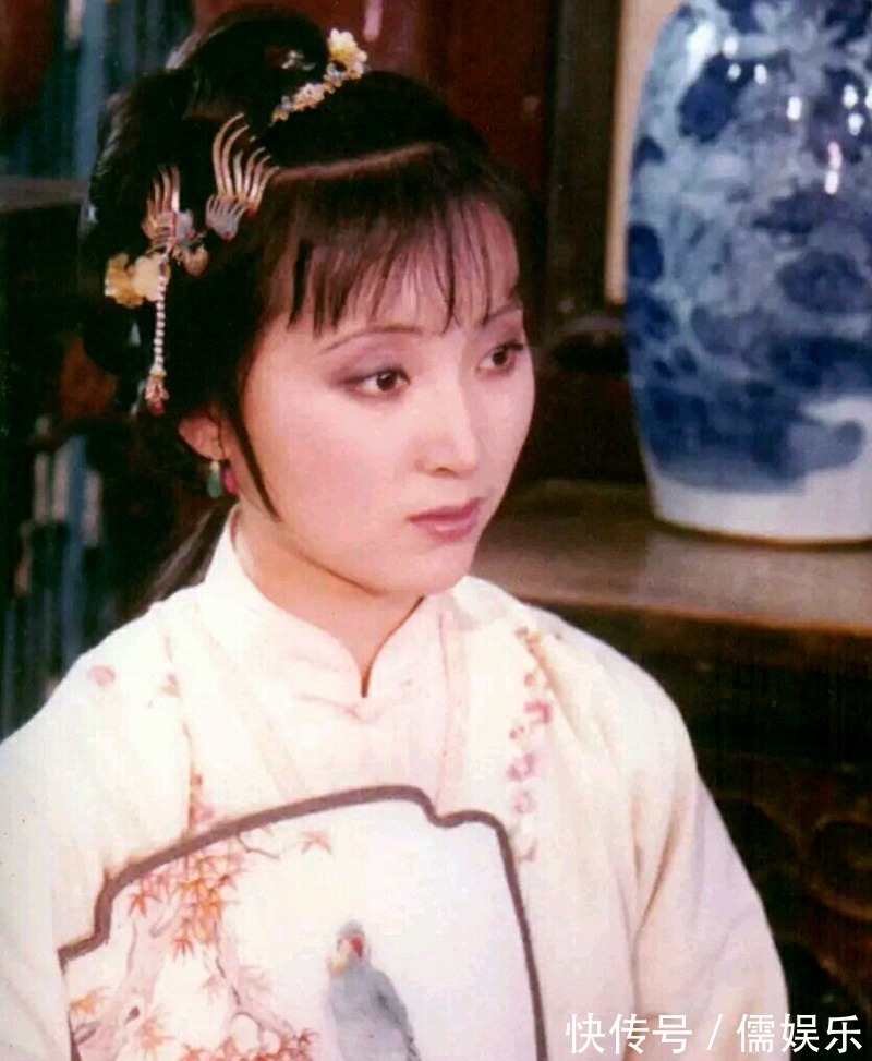 黛玉@陈晓旭,13张红楼梦剧照,真正的古典美人,天上掉下来的林妹妹