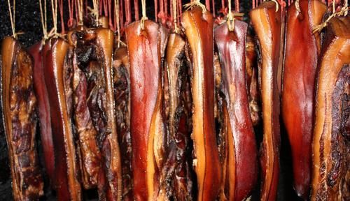  城里人|吃不完的腊肉，不要直接放冰箱，教您一招，腊肉放一年都不坏