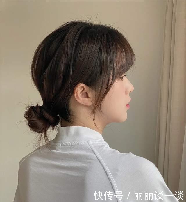 干练|过年头发不知道怎么扎这4款清爽又干练,简单好上手