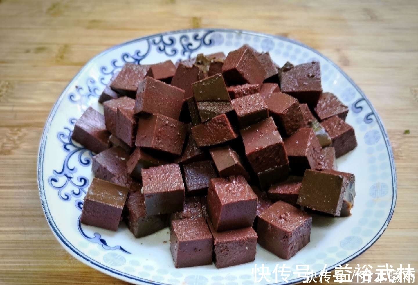 下饭|80岁的奶奶每天都要吃它,开胃下饭,炒一盘上桌,都能多吃2碗饭