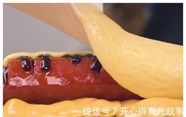 分享一款芝士香肠卷,鲜香味美,营养丰富,是家中孩子爱吃的早餐