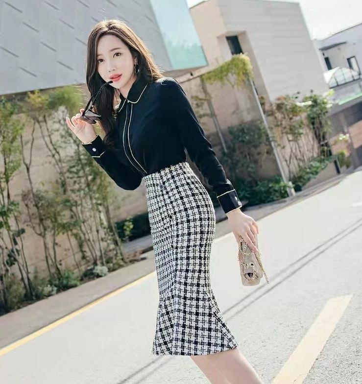 气质 秋冬气质穿搭轻熟风套装,长袖上衣搭配半身鱼尾包臀裙
