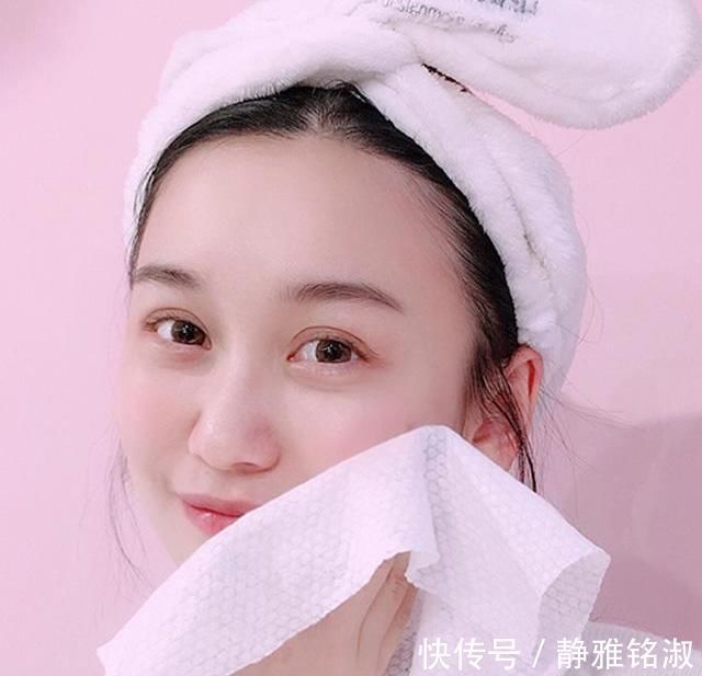 女孩子|女孩子洗脸只要做对这4点,皮肤就会越来越水润,毛孔都不见了
