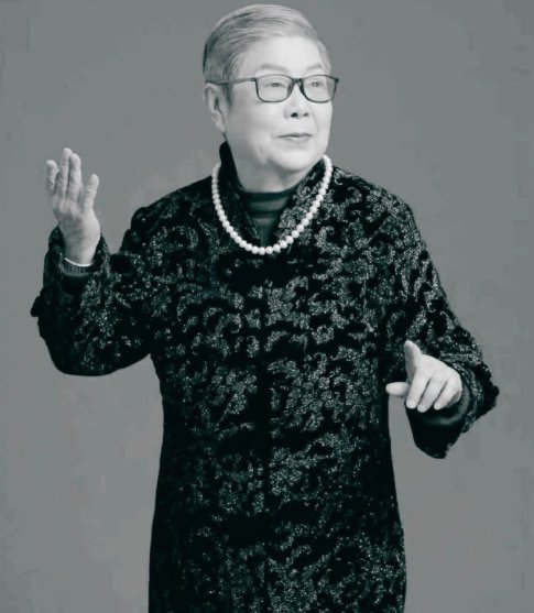 杨小娟|京剧大师李鸣岩去世，享年87岁，曾和张艺谋合作