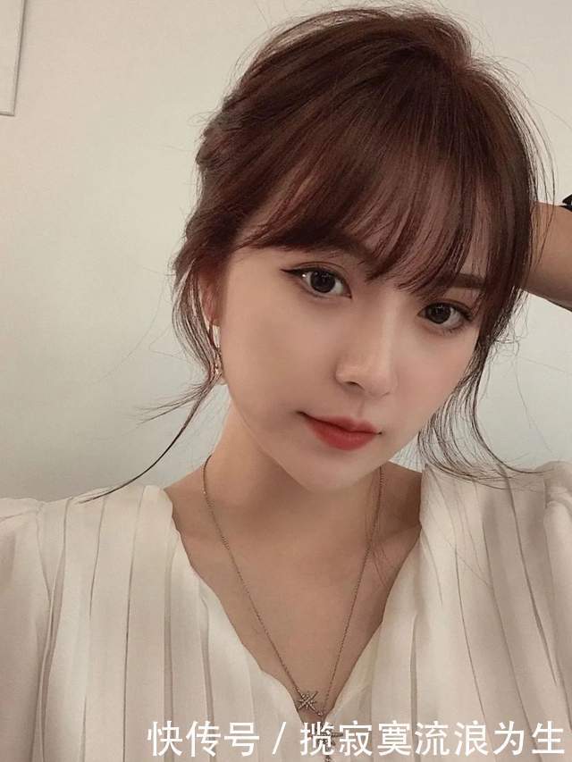 你是什么脸型就选什么刘海今年流行这几款,气质显脸小