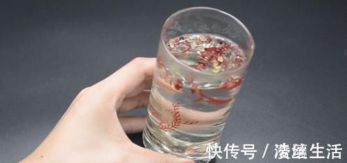 花椒|每天都用花椒泡水喝，作用真厉害，解决了很多男人女人的困扰