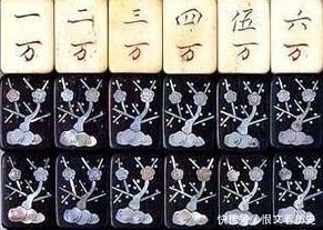 五彩螺钿牌$溥仪的这副五彩螺钿牌,制作难度极大,现已是无法超越的宝贝