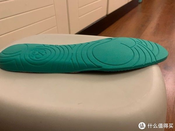 学生时代|鸿星尔克【20周年庆奇弹纪念款】跑鞋运动鞋开箱测评