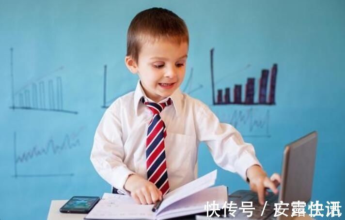 琳琳|孩子睡醒后的行为,寓意着孩子“智商高”,哪怕占了一个也很好