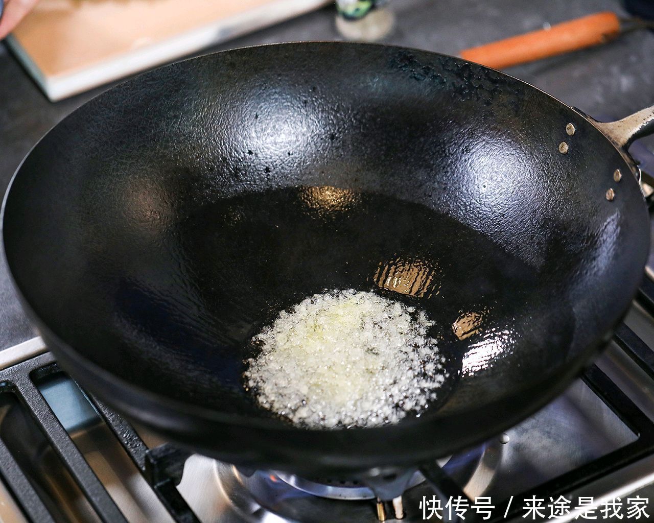 家庭版宫保鸡丁做法,一招教你搞定宫保汁,超级简单又无敌下饭