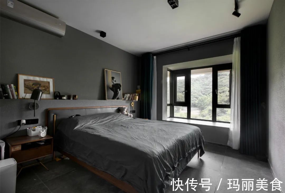 深木色|99㎡现代工业风,85后女神的家,满屋高级灰,绿植清新点缀