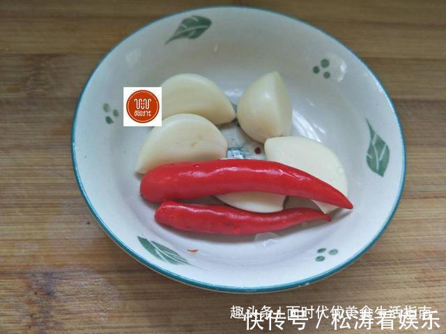 蒜粒|田间地头很常见的野菜,城里餐桌上难得一见美味,小伙伴们记得吗