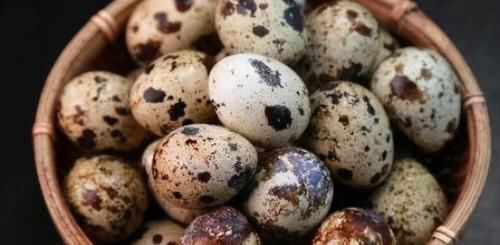 好吃|女性不想显老,推荐吃3种食物,美容养颜,排毒护肤,好吃又营养