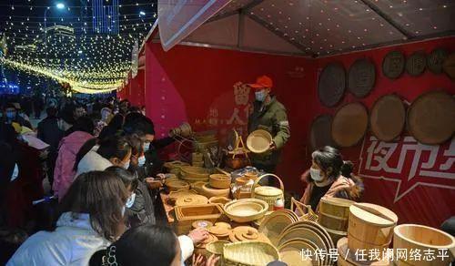  万州打造夜市新地标，备受关注！