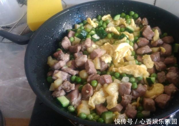  炒牛肉时，大厨都不用“淀粉”，只要加上它，牛肉嫩滑还不老